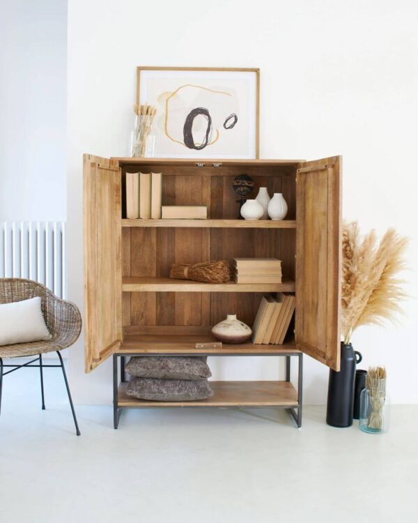 Credenza stile industriale