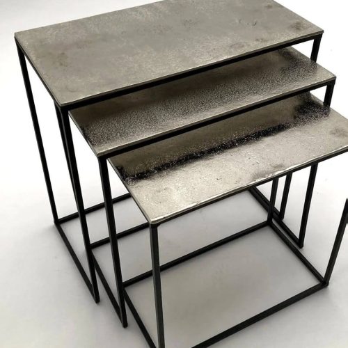 Set 3 tavolini da salotto in alluminio finitura argento anticato e ferro